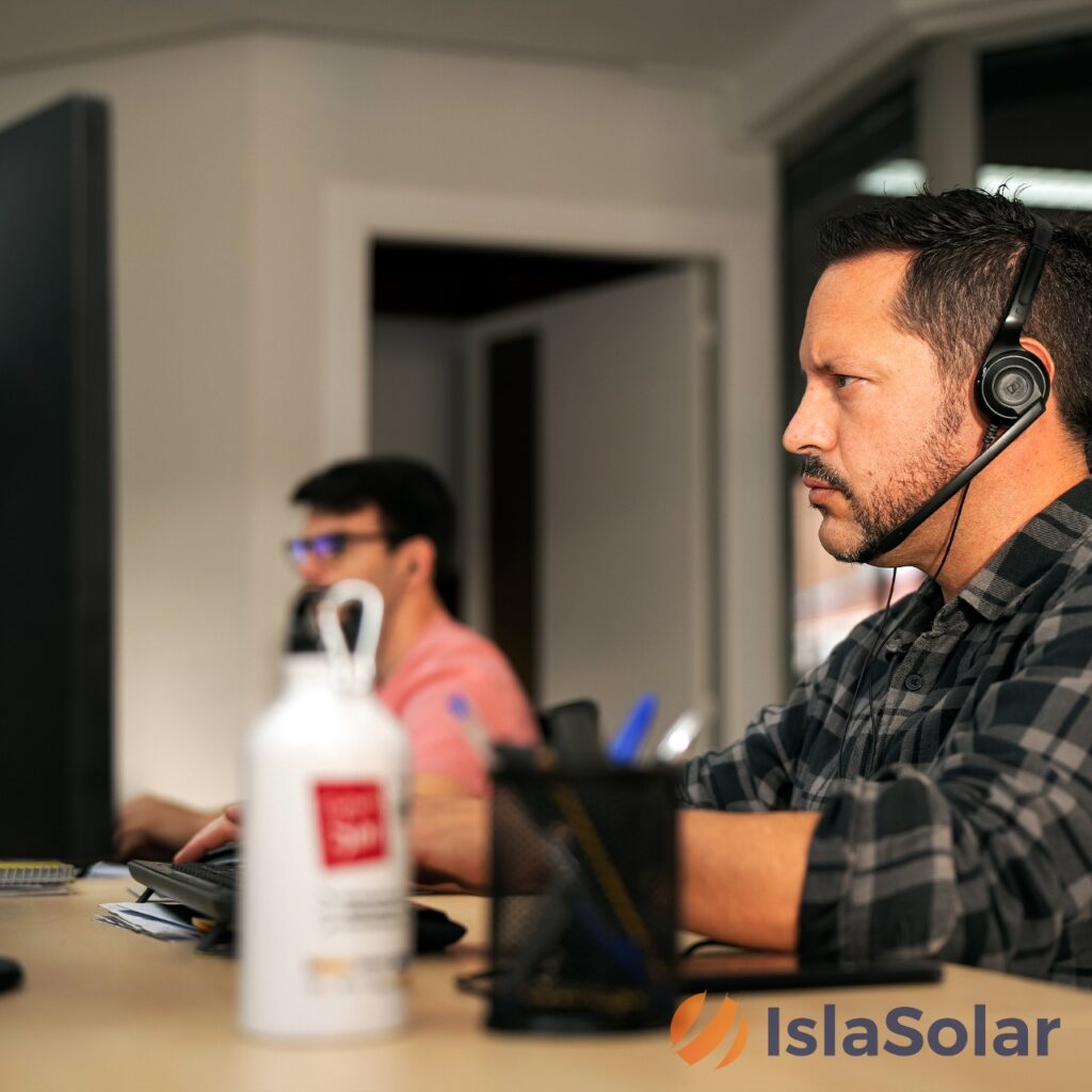 personal de Isla Solar